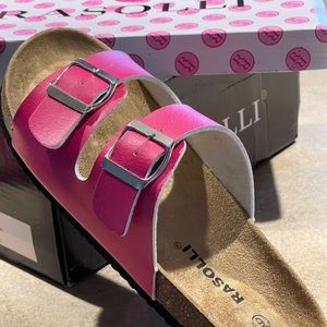 RASOLLI SIZE 9 NEVER-WORN FUSHIA SANDALS IN BOX